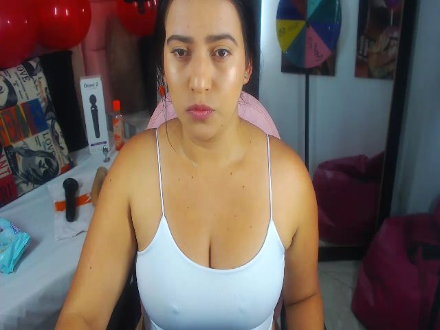 Live sex webcam photo for Emily_Defoe #272500202