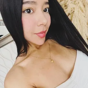 Live sex webcam photo for Emily_kim #291415474