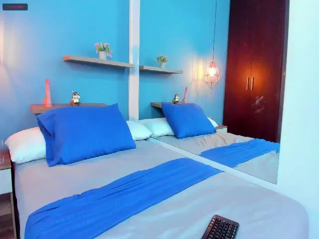 Live sex webcam photo for Emily_narvaez #272072530