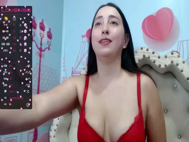 Live sex webcam photo for Emily_sweet10 #273021794