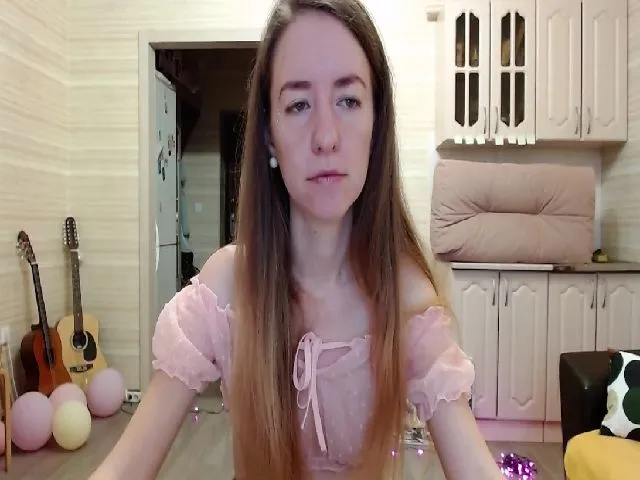 Live sex webcam photo for EmmRose #271743313