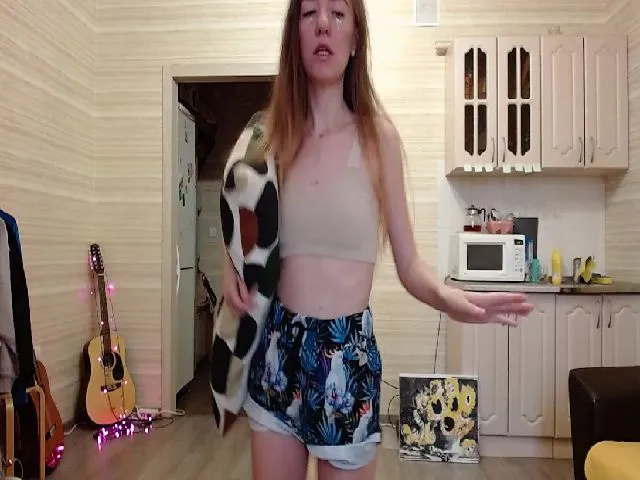 Live sex webcam photo for EmmRose #272548153