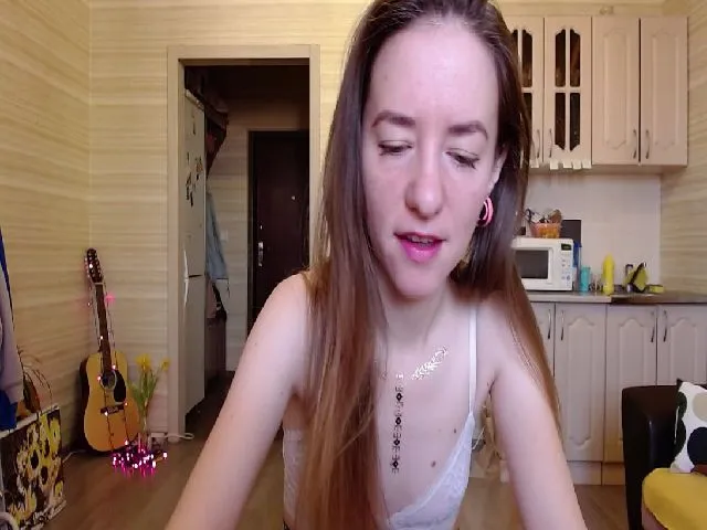 Live sex webcam photo for EmmRose #272785426