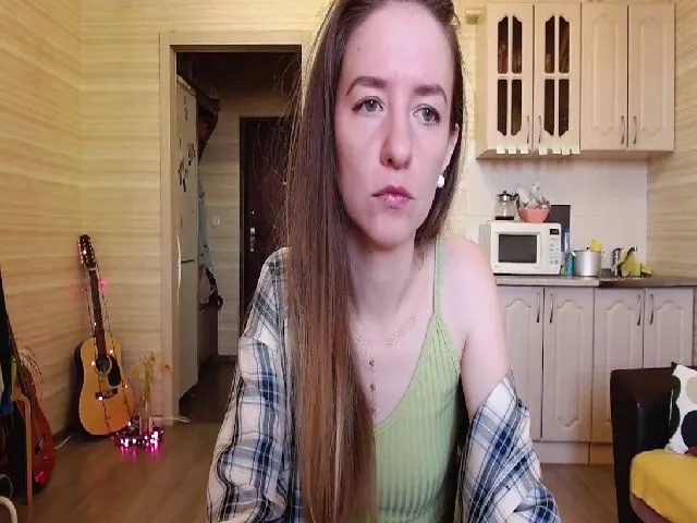 Live sex webcam photo for EmmRose #272892530