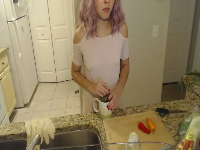 Live sex webcam photo for EmmaLaLatina #271824012