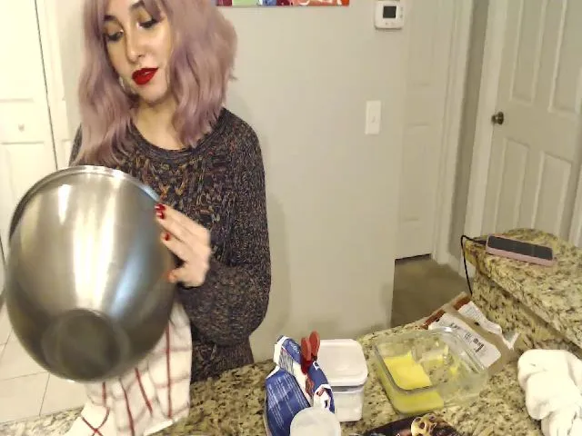 Live sex webcam photo for EmmaLaLatina #271848739