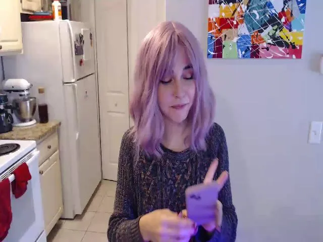 Live sex webcam photo for EmmaLaLatina #271911936