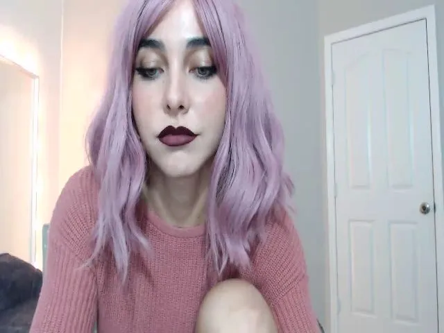 Live sex webcam photo for EmmaLaLatina #272076682