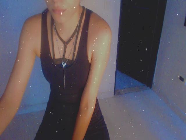 Live sex webcam photo for Emma_18x #271922006