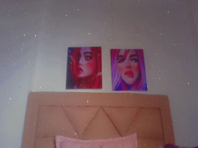 Live sex webcam photo for Emma_18x #272198655