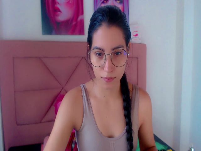 Live sex webcam photo for Emma_18x #273016568