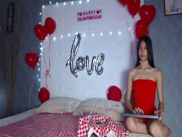 Live sex webcam photo for Emma_19_ #272420897