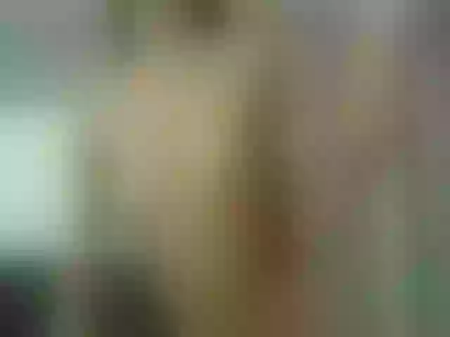 Live sex webcam photo for Emma_19_ #272557783