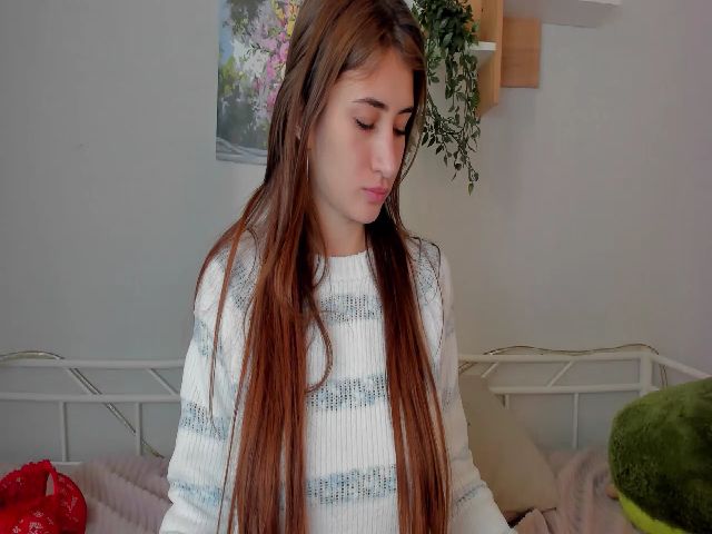 Live sex webcam photo for Emma_Carterr #271719244