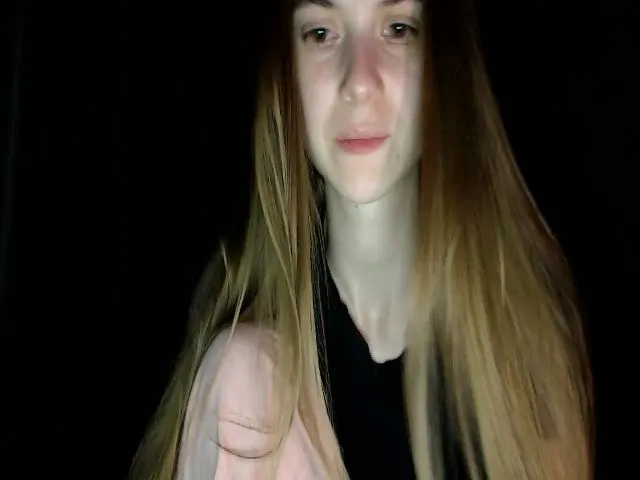 Live sex webcam photo for Emma_Cutie #273629015