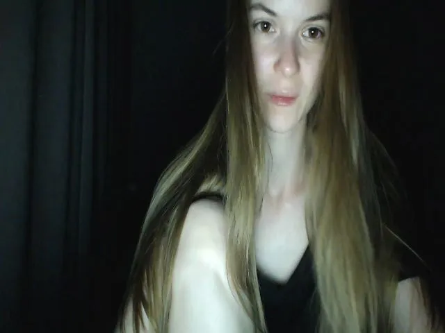 Live sex webcam photo for Emma_Cutie #273798644