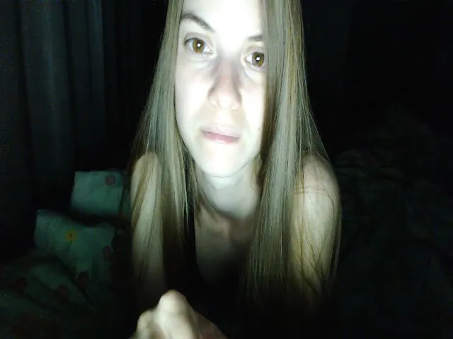 Live sex webcam photo for Emma_Cutie #273961703