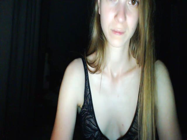 Live sex webcam photo for Emma_Cutie #274182144