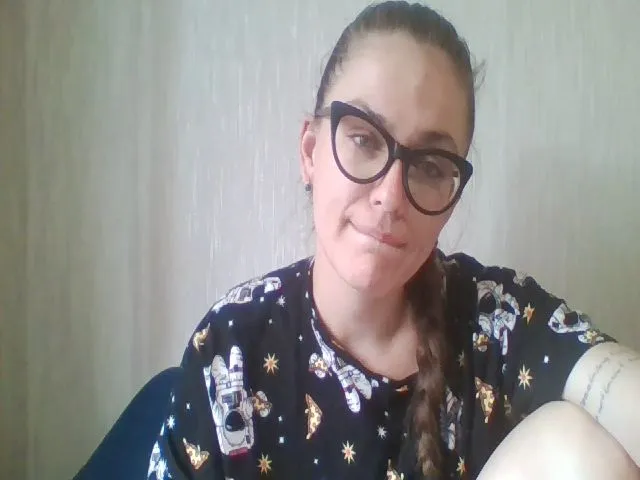 Live sex webcam photo for Emma_Hotie #273418350