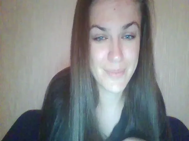 Live sex webcam photo for Emma_Hotie #273516157