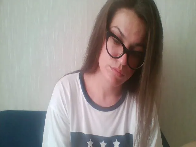 Live sex webcam photo for Emma_Hotie #273654416