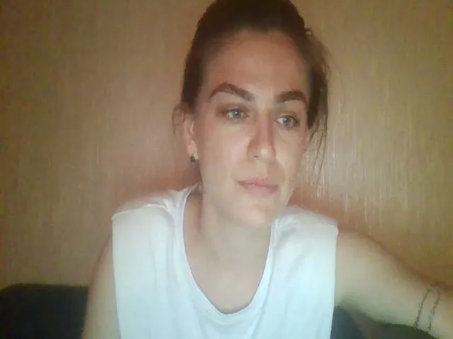 Live sex webcam photo for Emma_Hotie #273668217