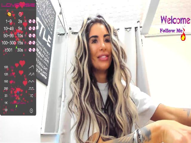 Live sex webcam photo for Emma_d #272475569
