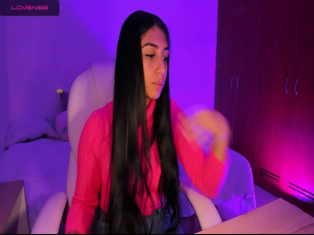 Live sex webcam photo for Emma_tx #272816181