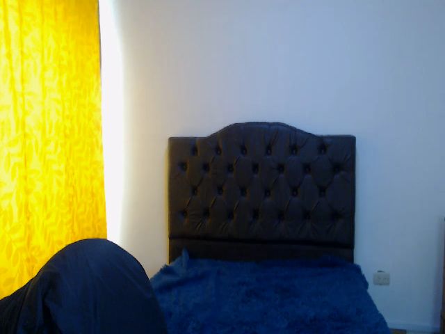 Live sex webcam photo for Emmaafox #271749529