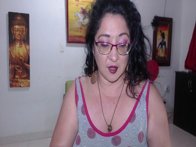 Live sex webcam photo for Emmarocker #272727978