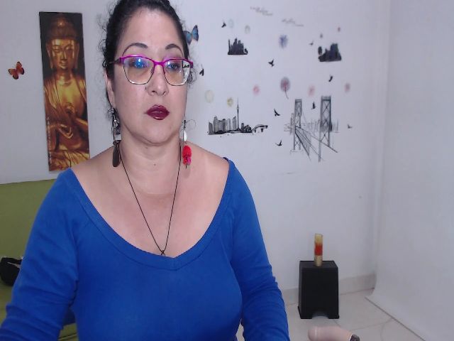 Live sex webcam photo for Emmarocker #273192692