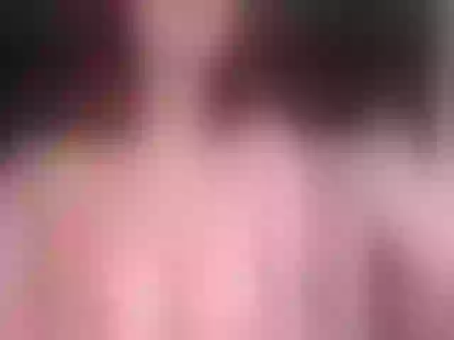 Live sex webcam photo for EmmiMarin #273902153