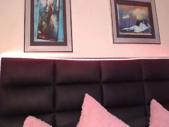 Live sex webcam photo for EmmiMarin #273972283