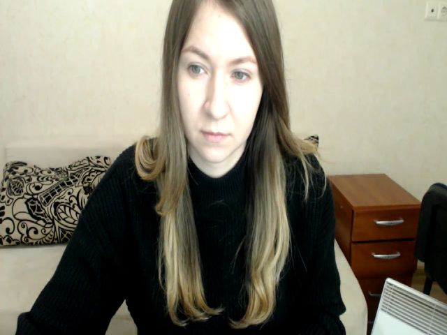 Live sex webcam photo for Emmillia #272042714