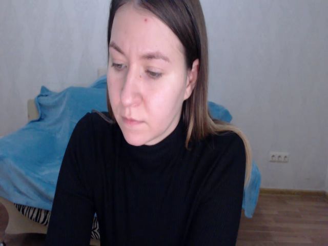 Live sex webcam photo for Emmillia #272372805