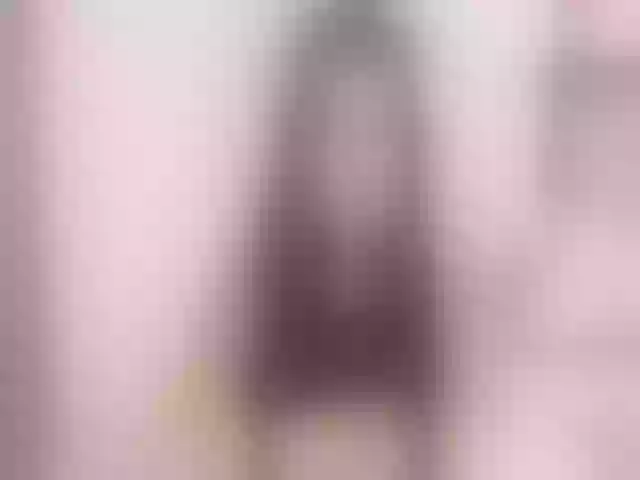 Live sex webcam photo for Emmily_ #272557502
