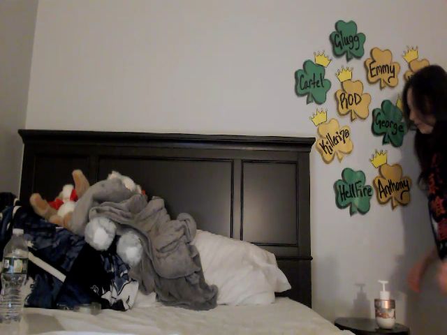 Live sex webcam photo for EmmyLove #272750984