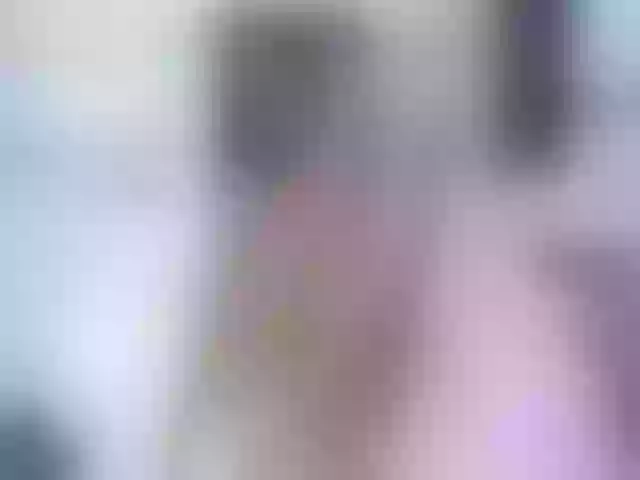 Live sex webcam photo for EmmySweett #271959452