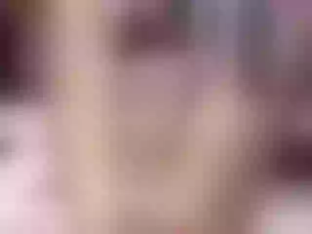 Live sex webcam photo for EmmySweett #272520903