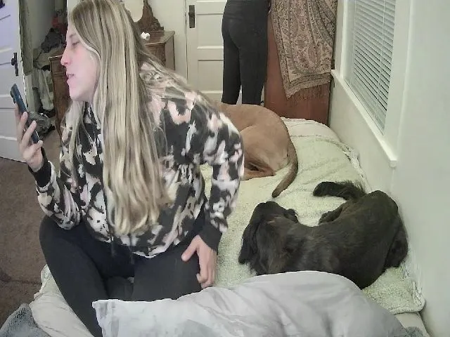 Live sex webcam photo for Empress3mber #273175426