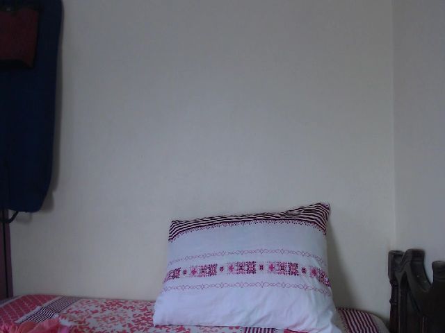 Live sex webcam photo for Enchantriss #272553530