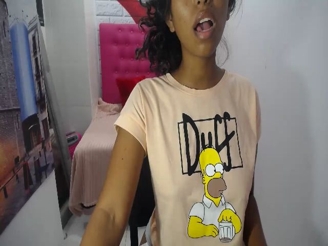 Live sex webcam photo for Engelbigtits #273076270