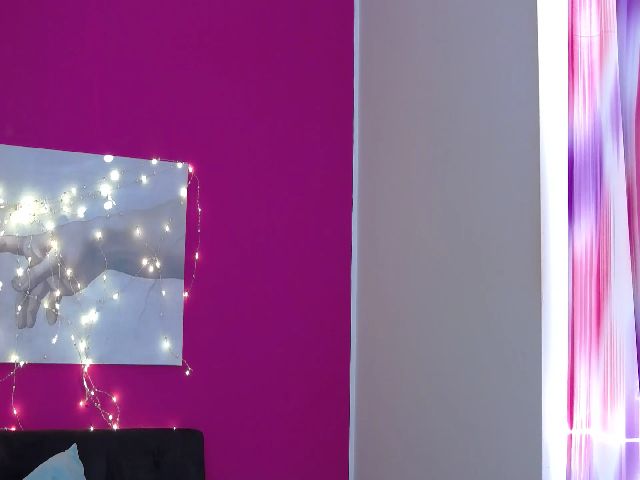 Live sex webcam photo for Eninvisble #272068736