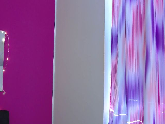 Live sex webcam photo for Eninvisble #272109032