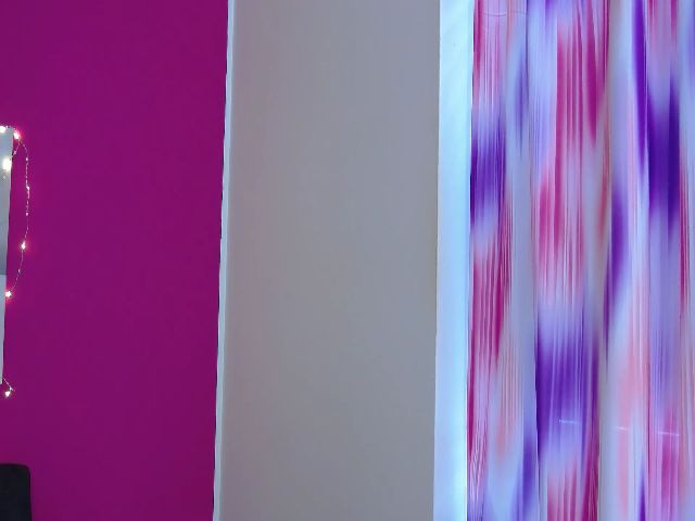 Live sex webcam photo for Eninvisble #272329973