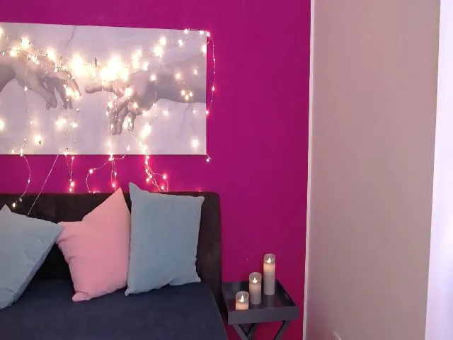 Live sex webcam photo for Eninvisble #272928561