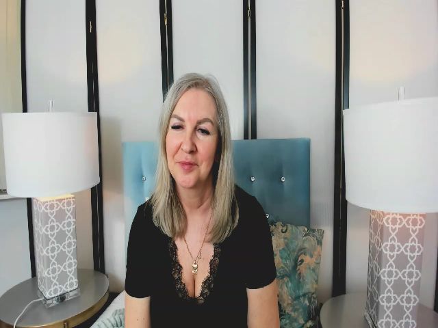 Live sex webcam photo for EricaSexyX #272140484