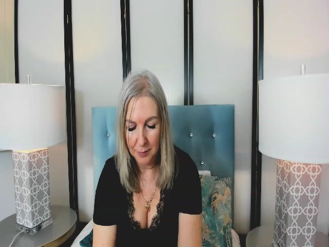 Live sex webcam photo for EricaSexyX #272162441