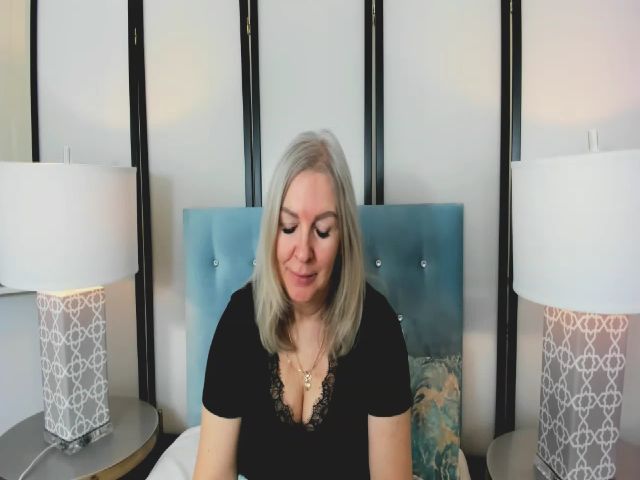 Live sex webcam photo for EricaSexyX #272201549