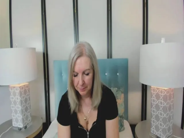 Live sex webcam photo for EricaSexyX #272897006